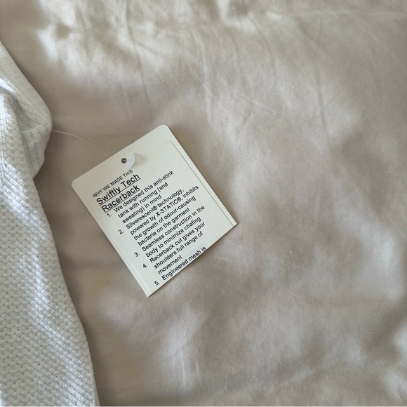 Lululemon Swiftly Tech Tank Size 4 - Picture 2 of 4